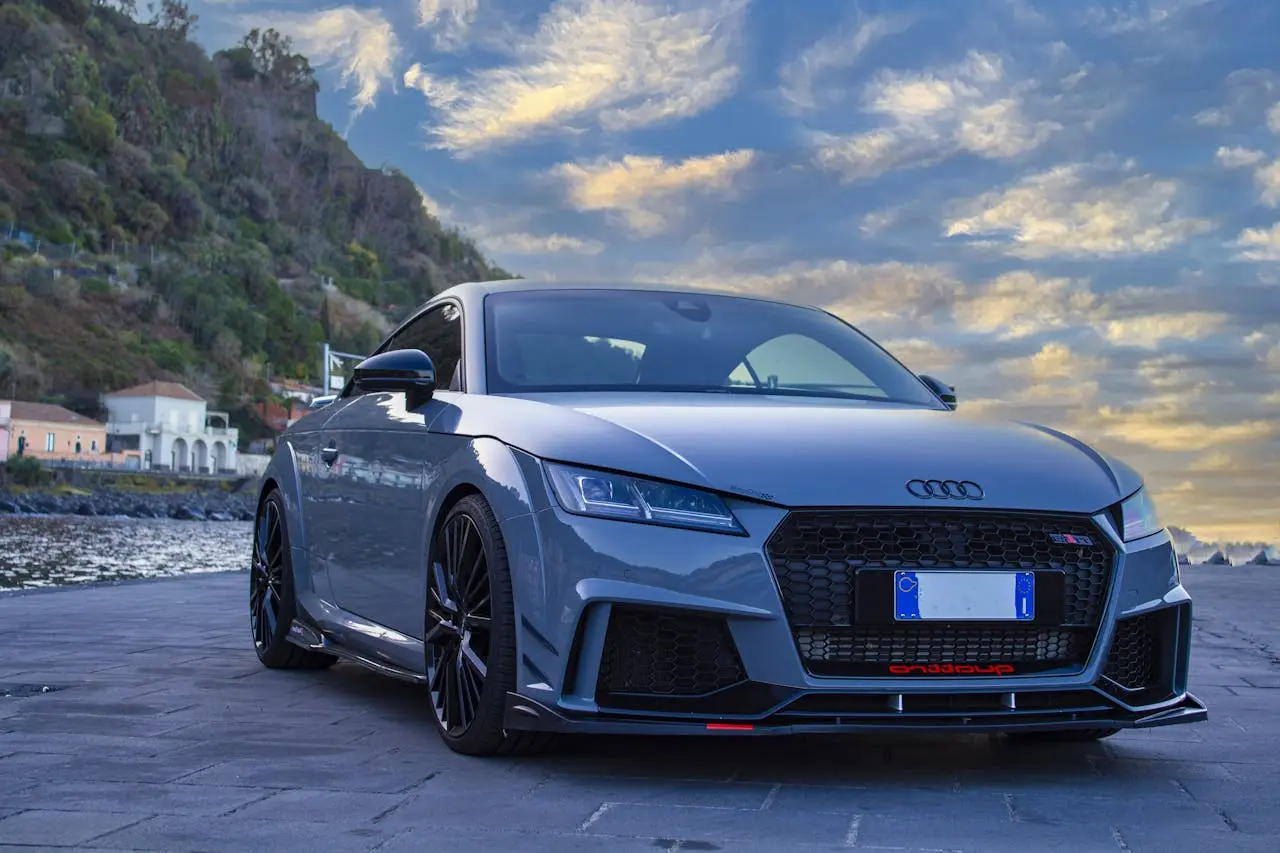Audi TT S line